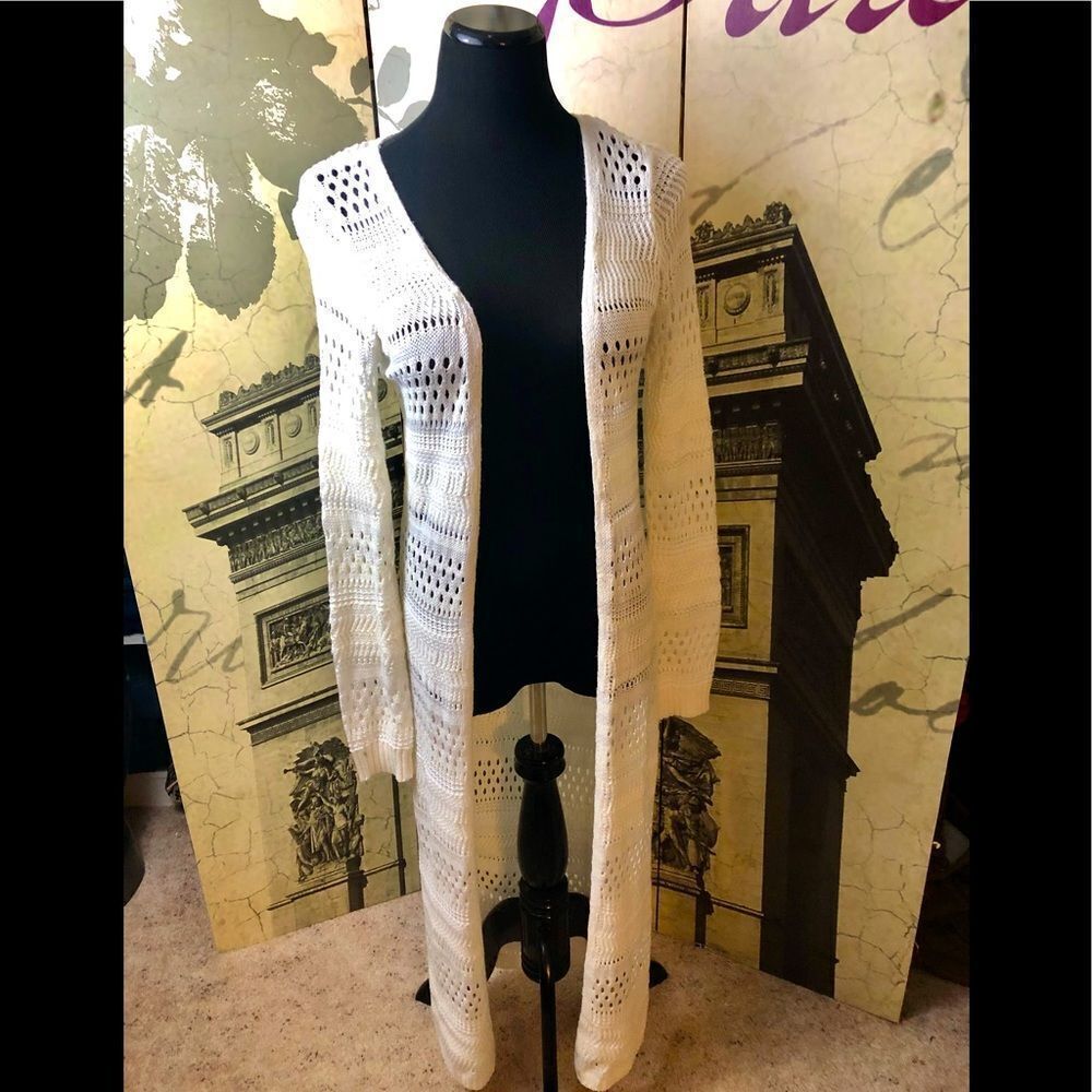 Fun maxi cardigan by Freshman size small